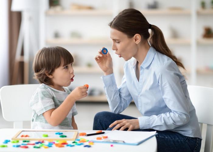 Tratamento para atraso de fala